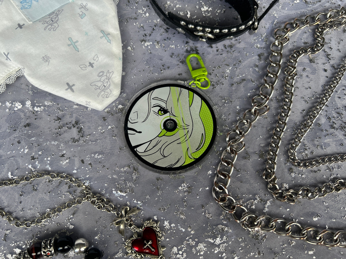 TGSWIIWAGAA / Green Yuri Keychain